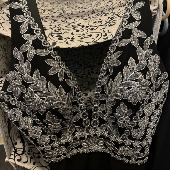 Black Detailed Bodycon Fit with a Slit Prom Dress - Picture 3 of 5